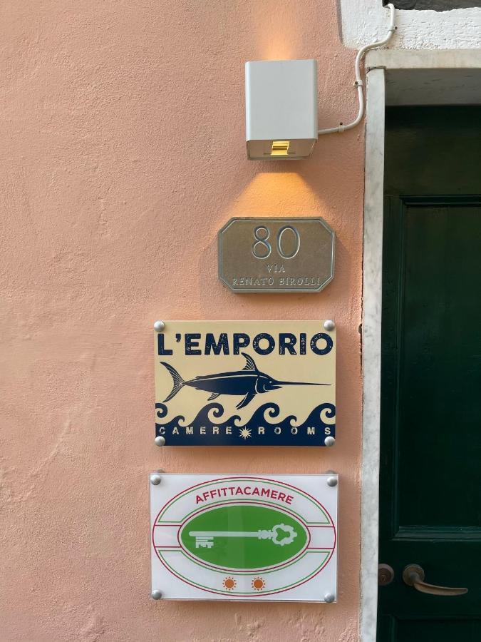 L'Emporio Rooms Manarola Exterior foto